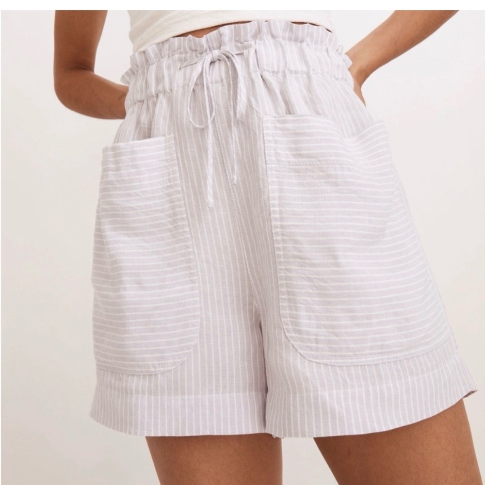 NWT lavender stripe linen shorts